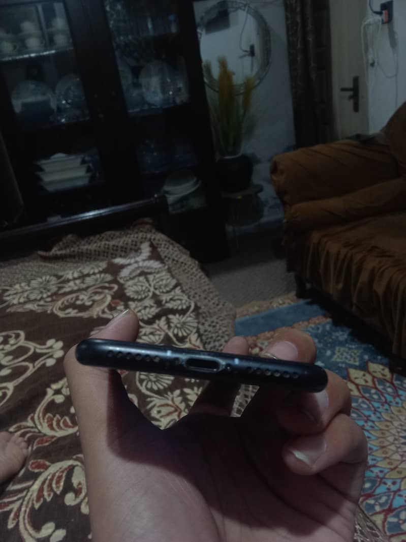 Apple iPhone 7 5