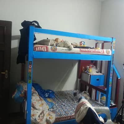 Kids double bed in good condition
