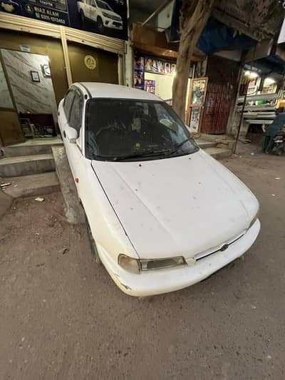 Suzuki Baleno 2001