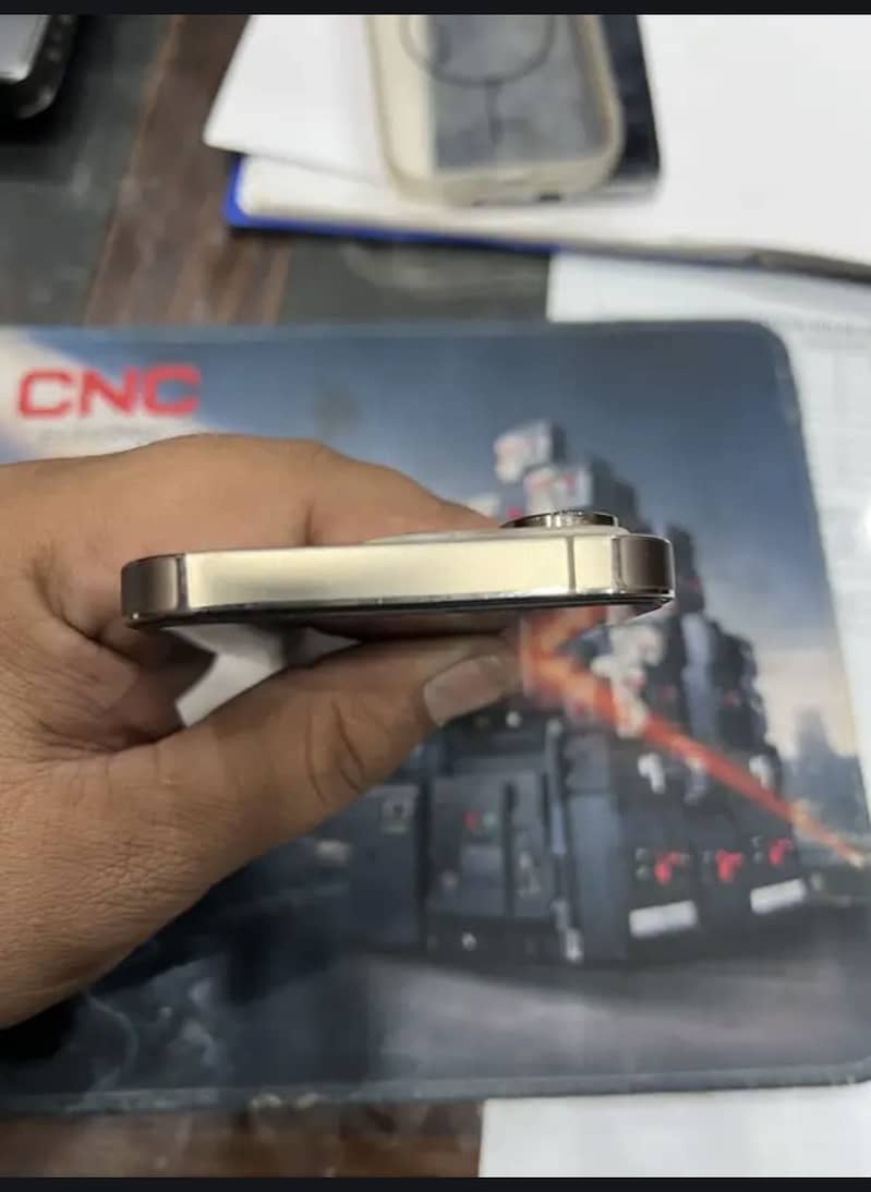 Apple iPhone 14 Pro 7