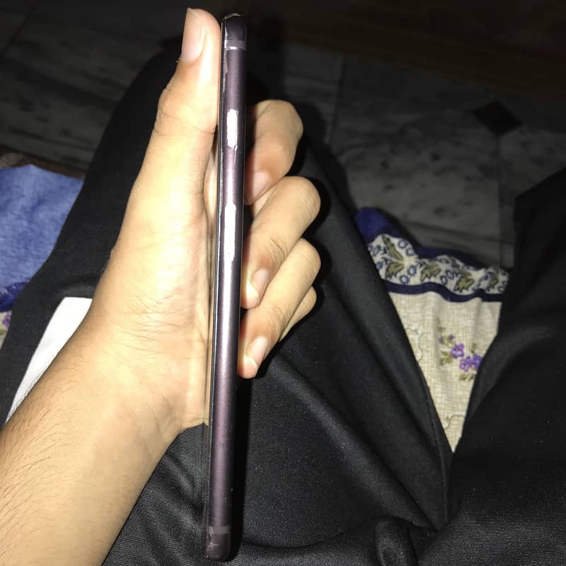 Apple iPhone 6S Plus 4