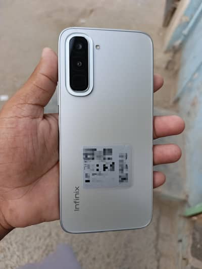 Infinix hot 70