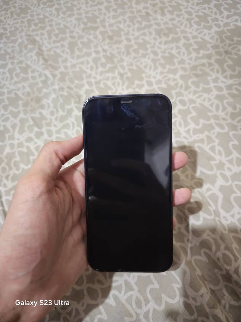Apple iPhone 12 2