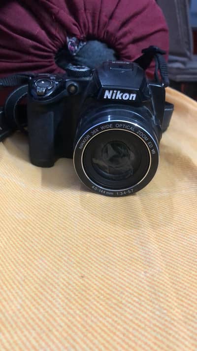 Nikon coolpix P500