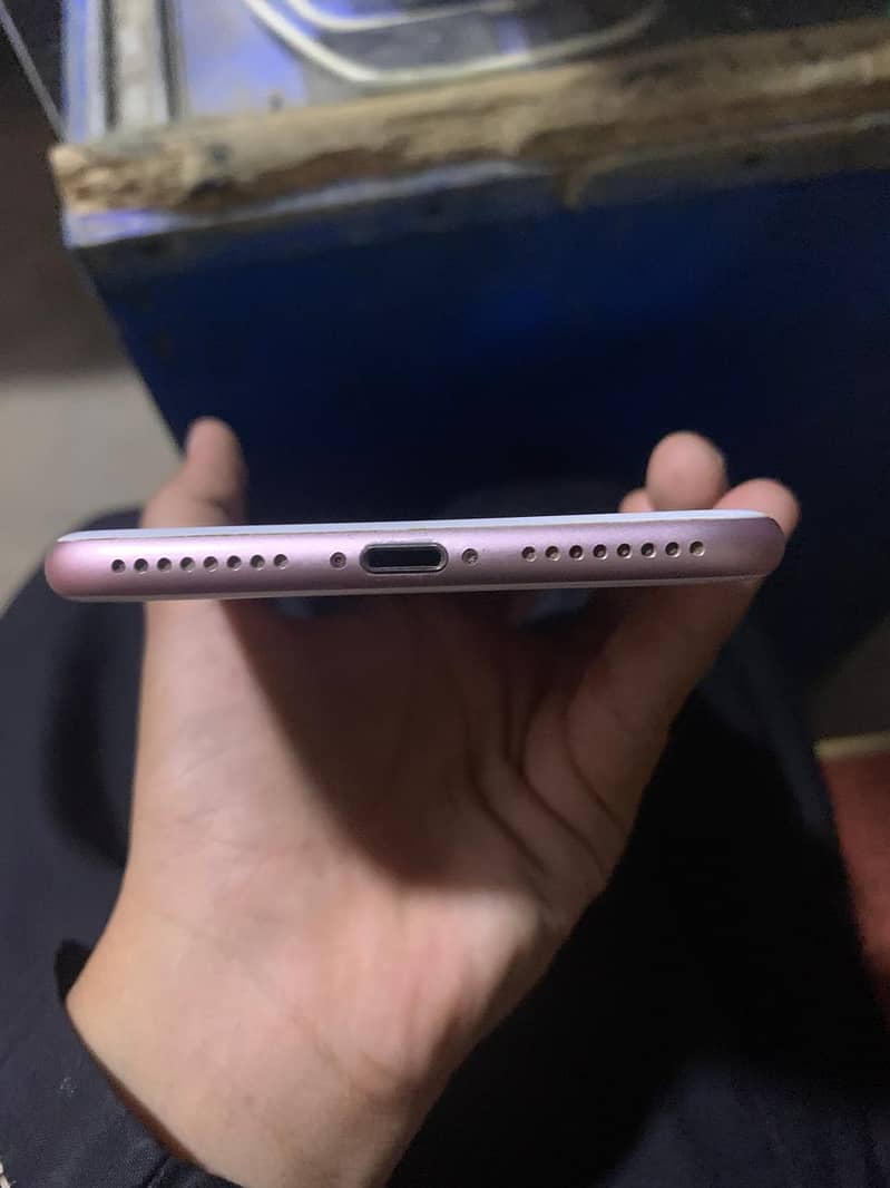 Apple iPhone 7 Plus 7