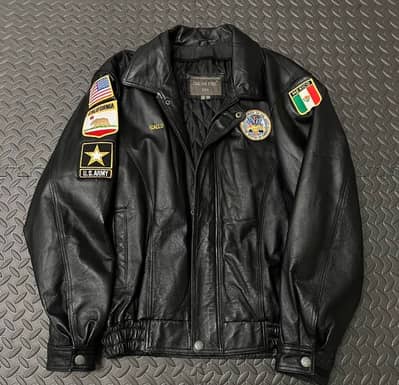 Men’s Black Genuine Leather Jacket – Vintage Military Patch Desi