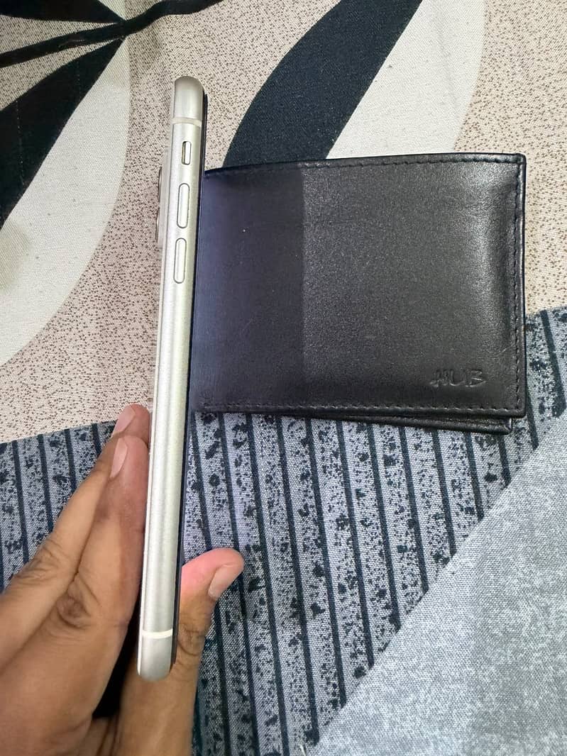 Iphone 11 3