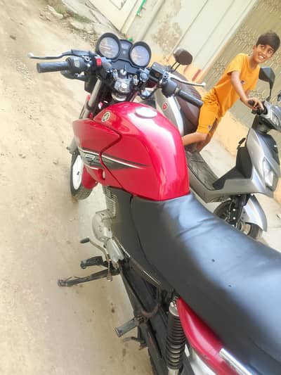 ybr 125 2016 model