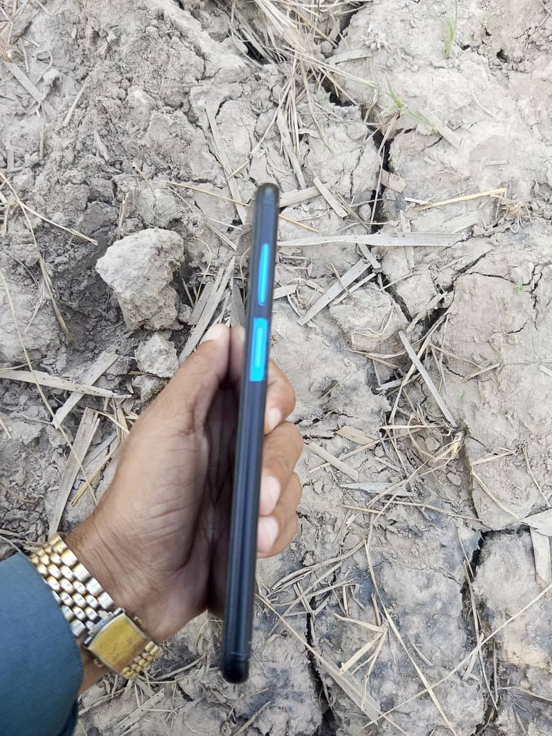 Xiaomi Redmi Note 9S 1