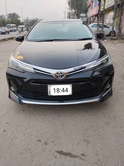 Toyota Altis Grande 1.8 2021