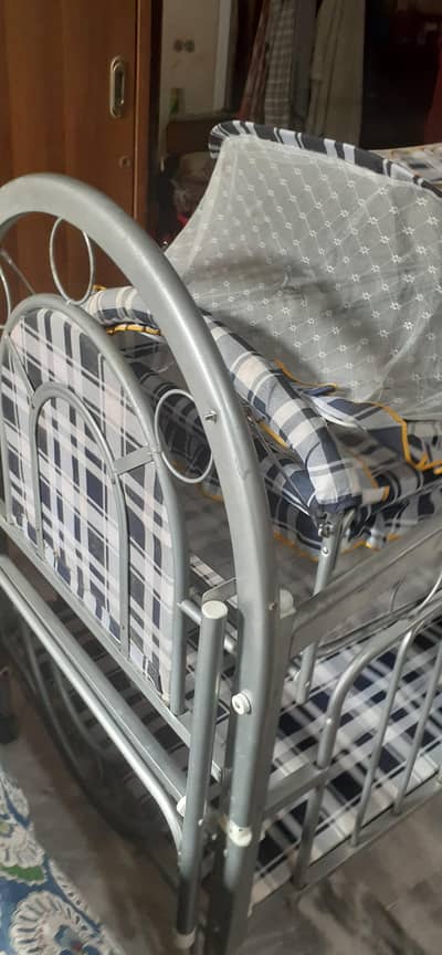 babay cots