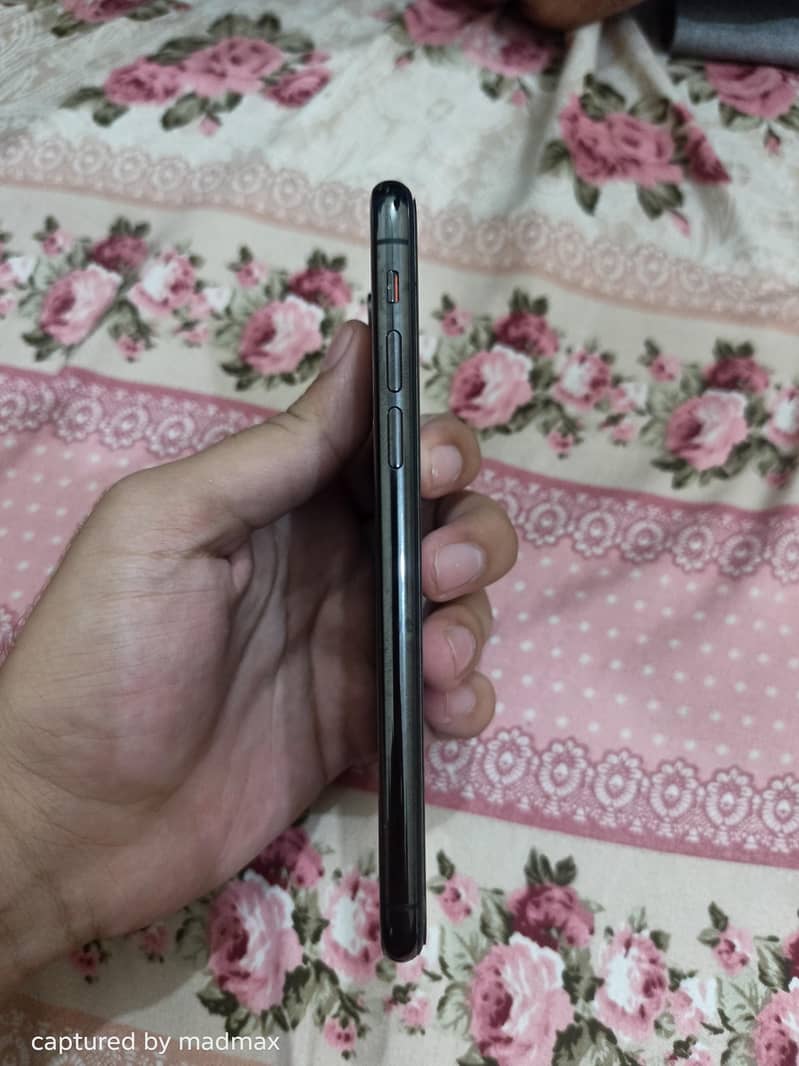 Apple iPhone X 2