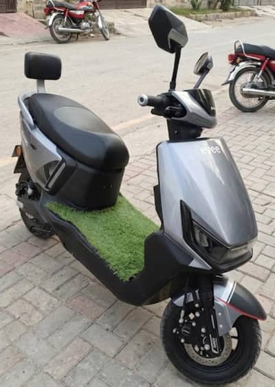 Evee Gen Z Electric Scooty For Sale