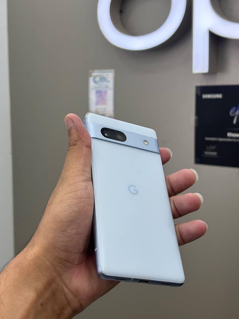 Google Pixel 7a 1