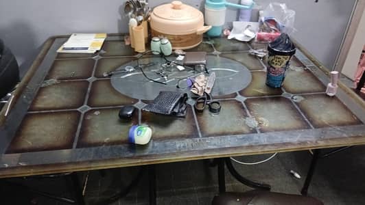 Dining Table with 5 Chair