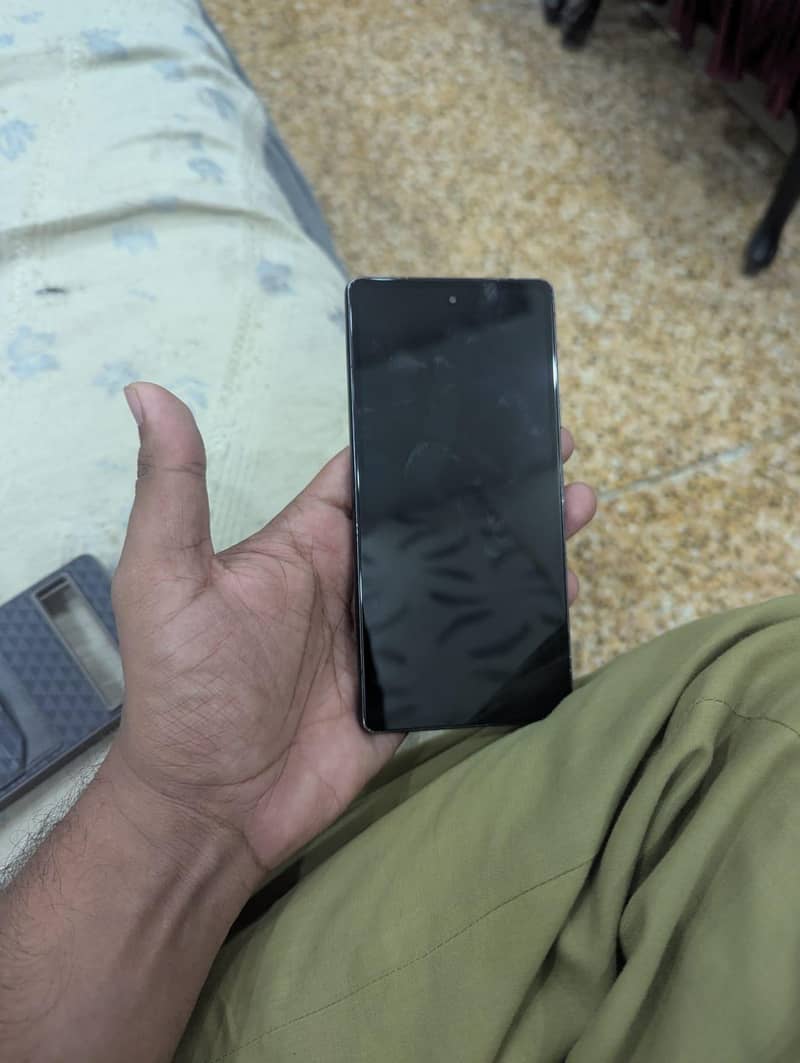 Google Pixel 7a 5