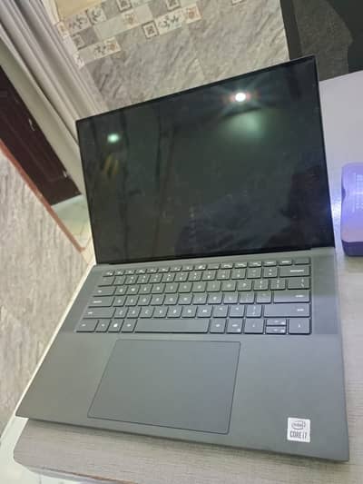 Dell XPS 9500