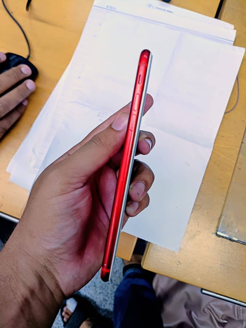 Apple iPhone 7 Plus 3