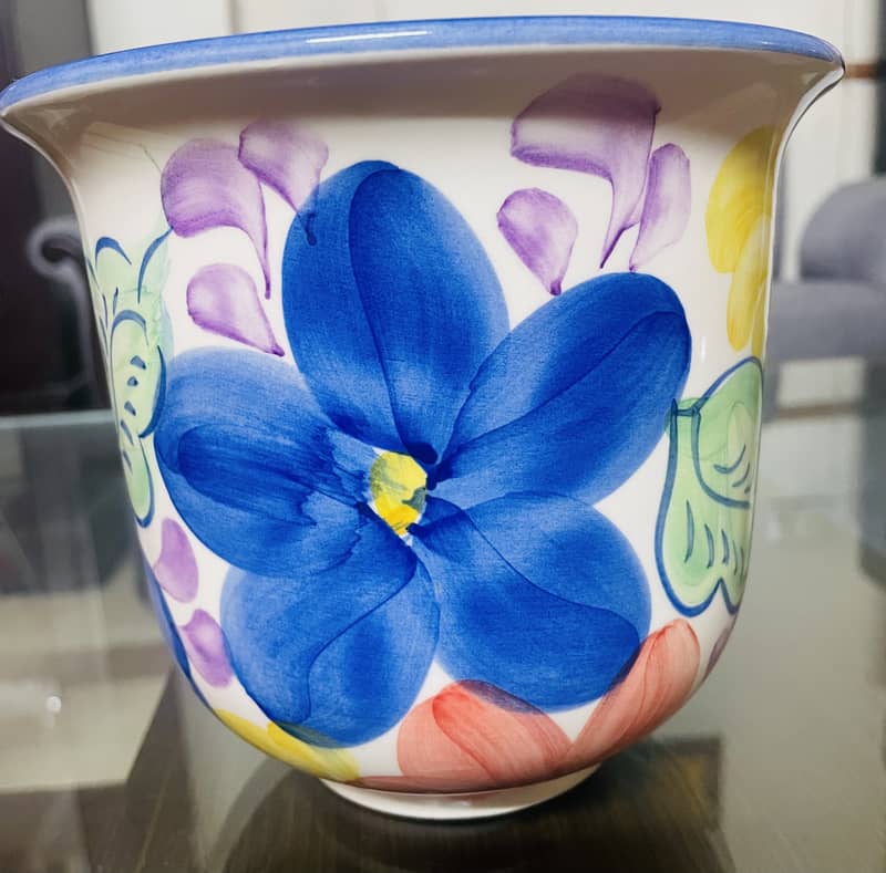 Painted vase 1