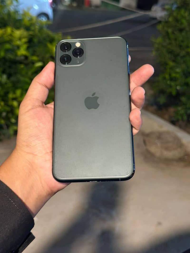 Apple iPhone 11 Pro Max 5