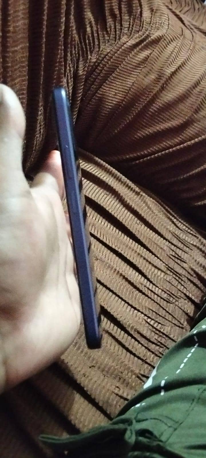OPPO A6k 3