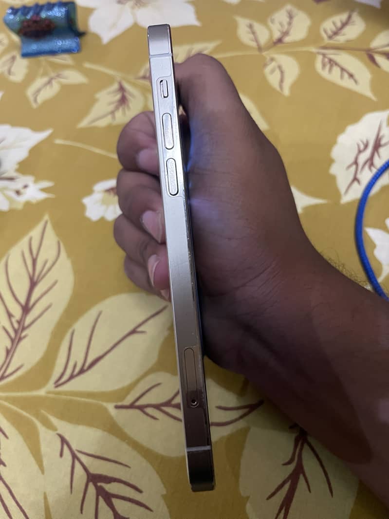 Apple iPhone 12 Pro 1