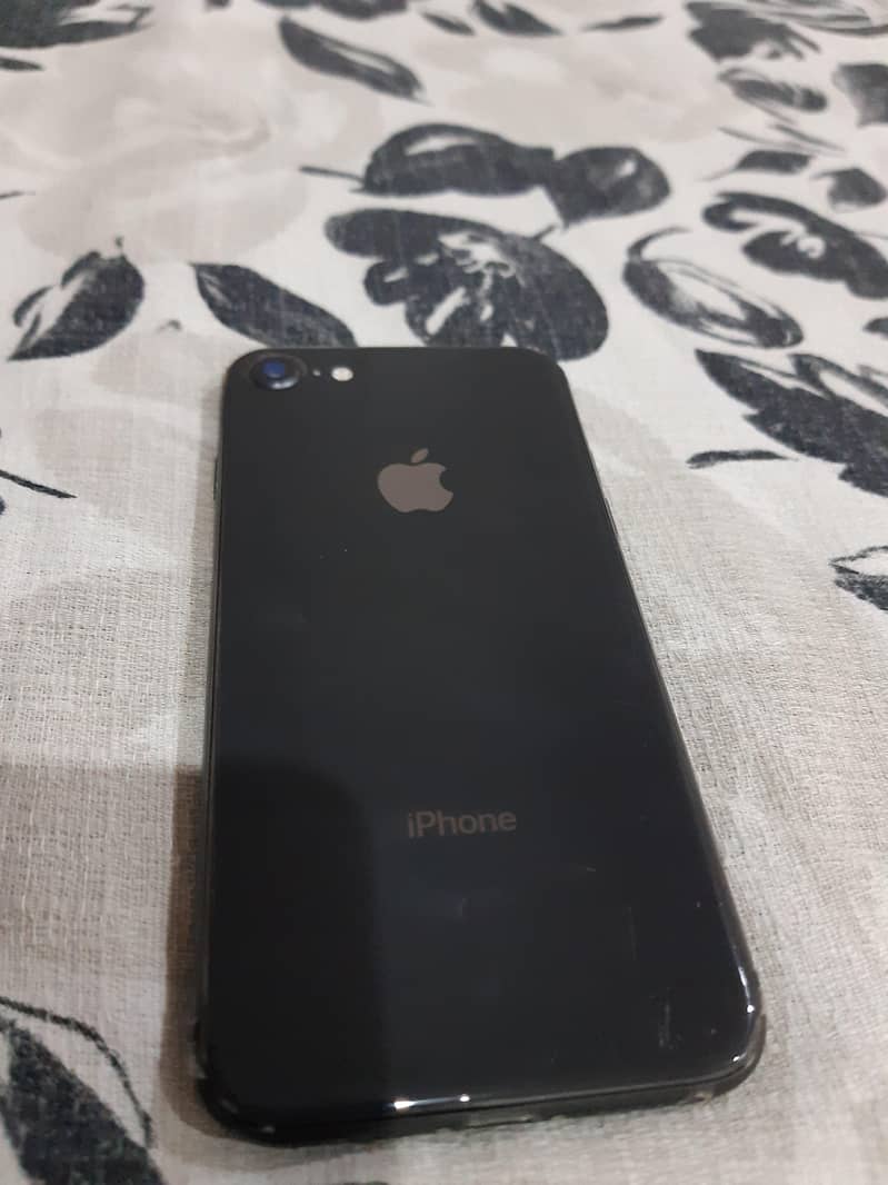 Apple iPhone 8 0