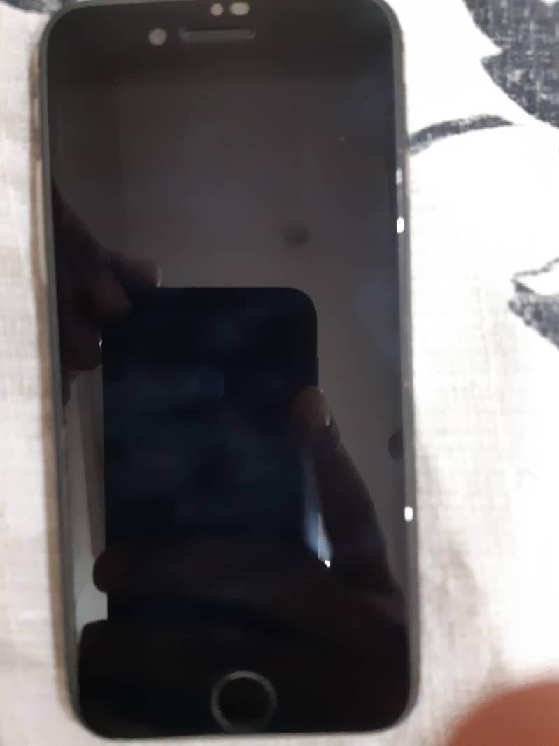 Apple iPhone 8 2