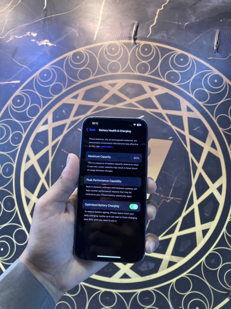 Apple iPhone 14 4