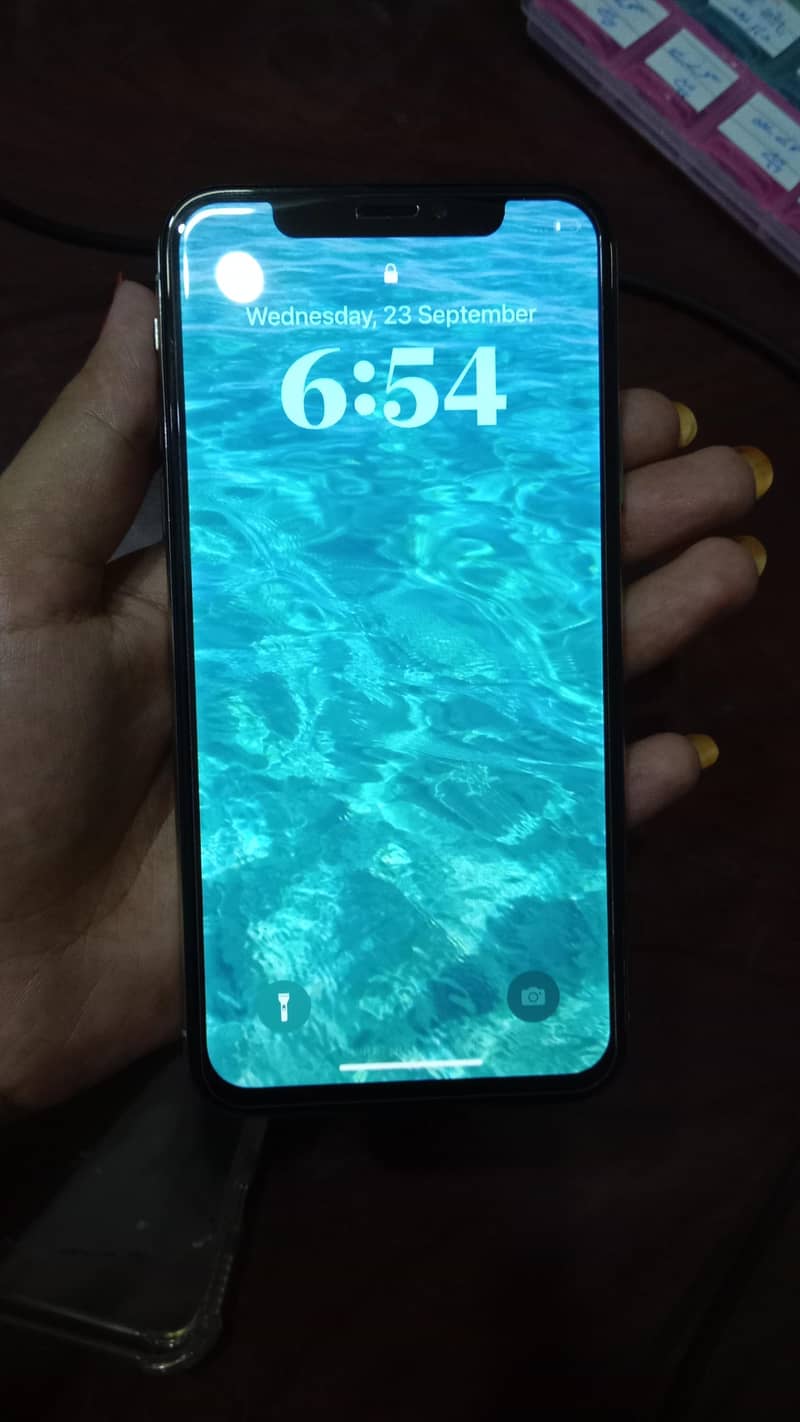 Apple iPhone X 2