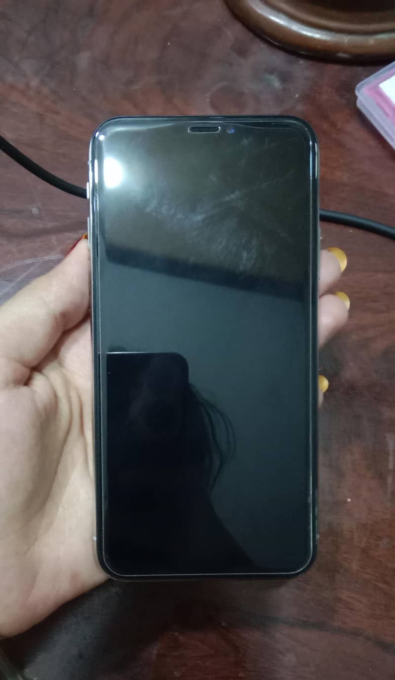 Apple iPhone X 4