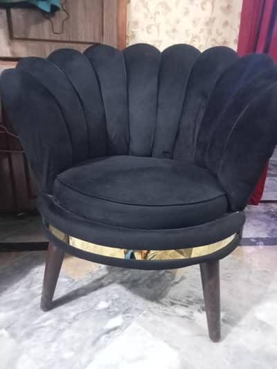 stylish black velvet chairs