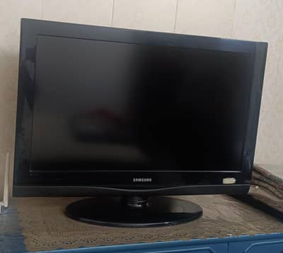 Samsung 32 inch LED TV