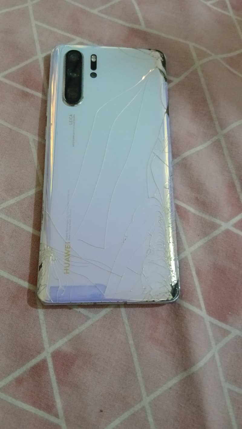 Huawei P30 Pro 0
