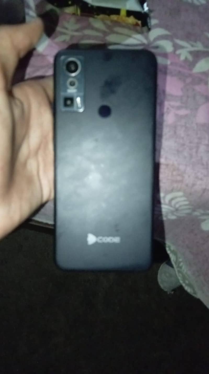 exchange possible dcode bold 2 4/64 In new condition with box 3