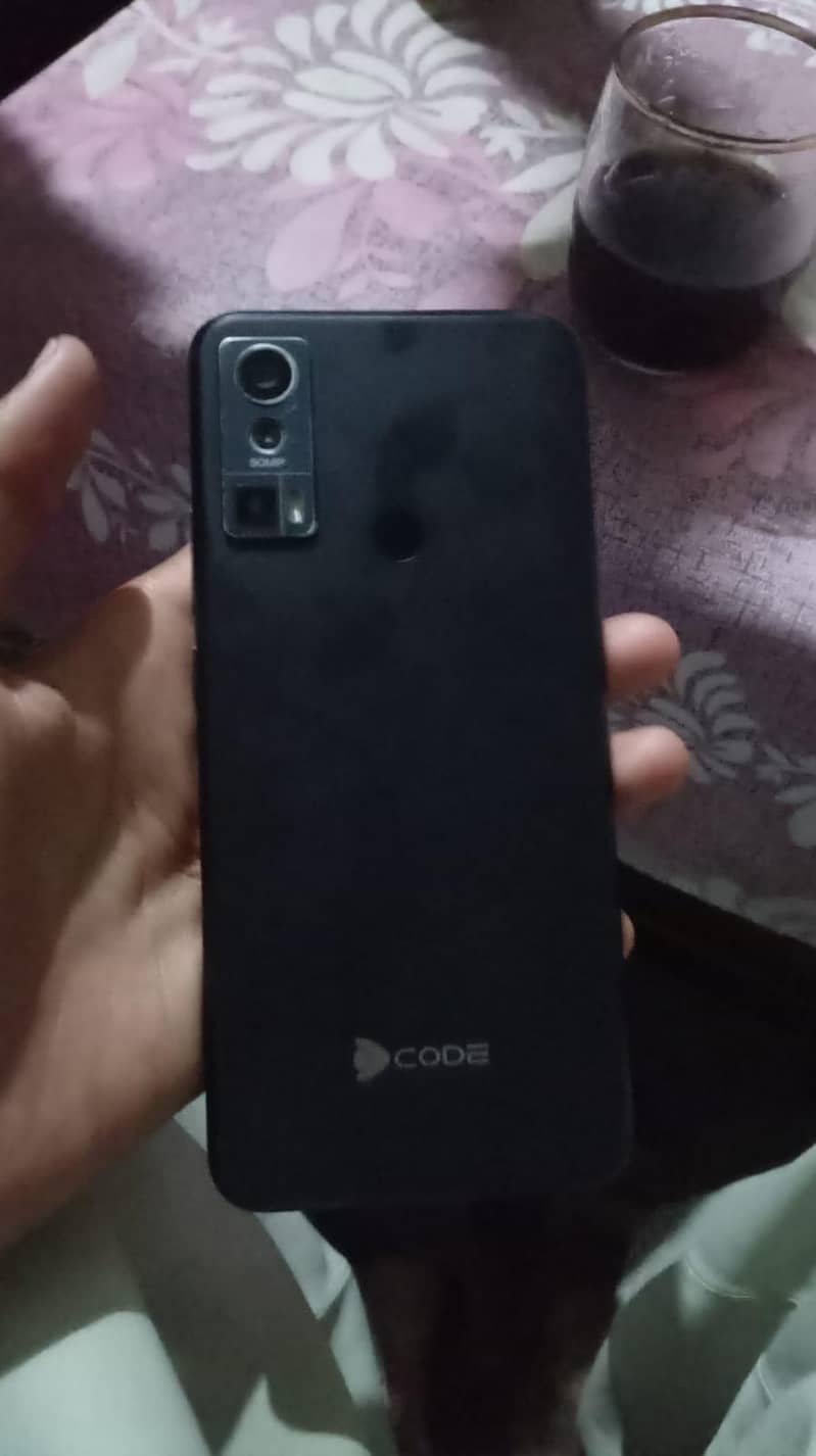 exchange possible dcode bold 2 4/64 In new condition with box 5