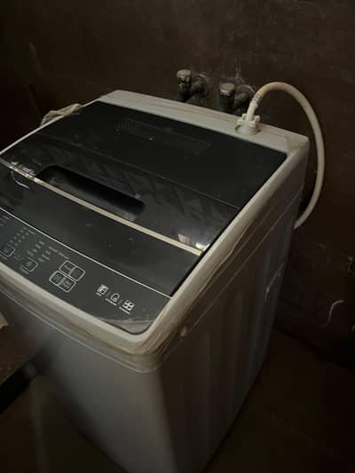 HAIER WASHING MASHINE 8 KG