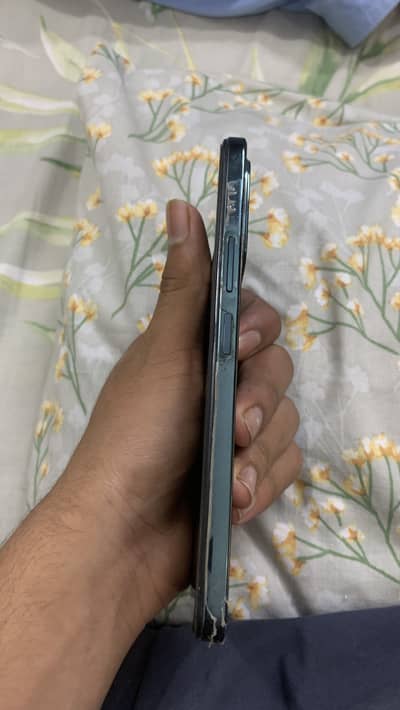 Vivo Y28