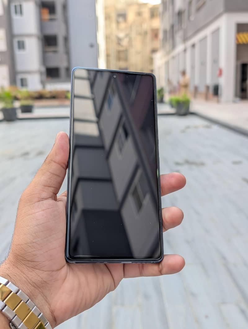 Infinix Note 40 5