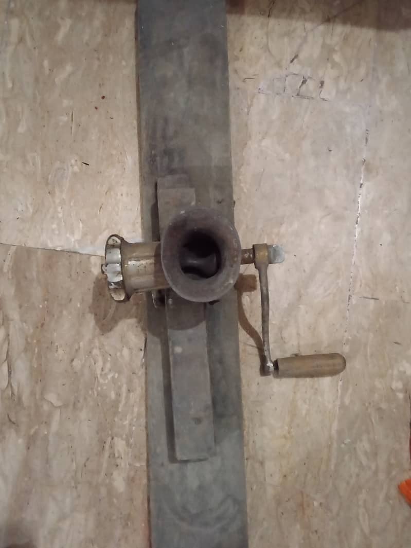 Second hand قیمہ making machine 1