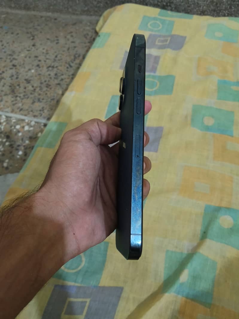 iphone 12 pro max 5