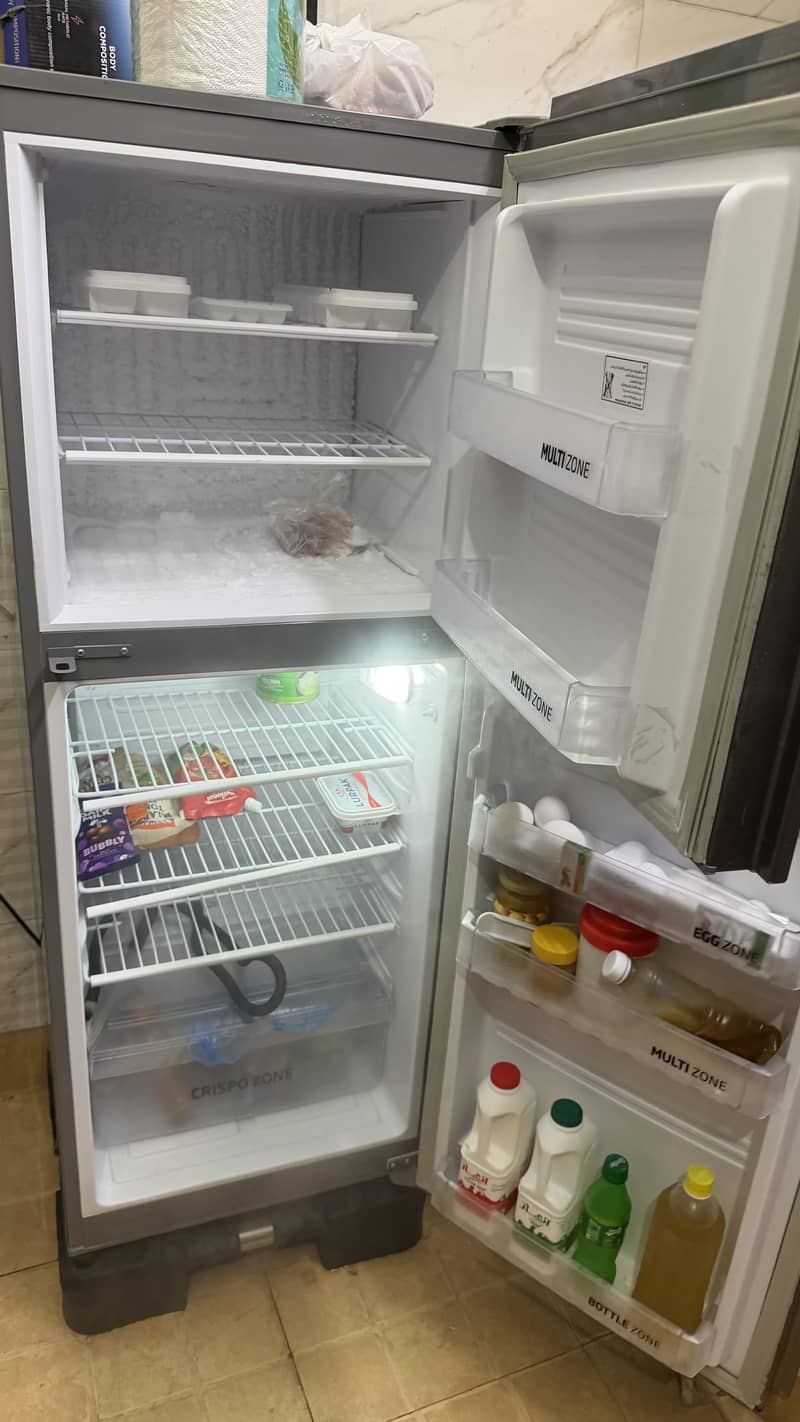 Medium Fridge 4