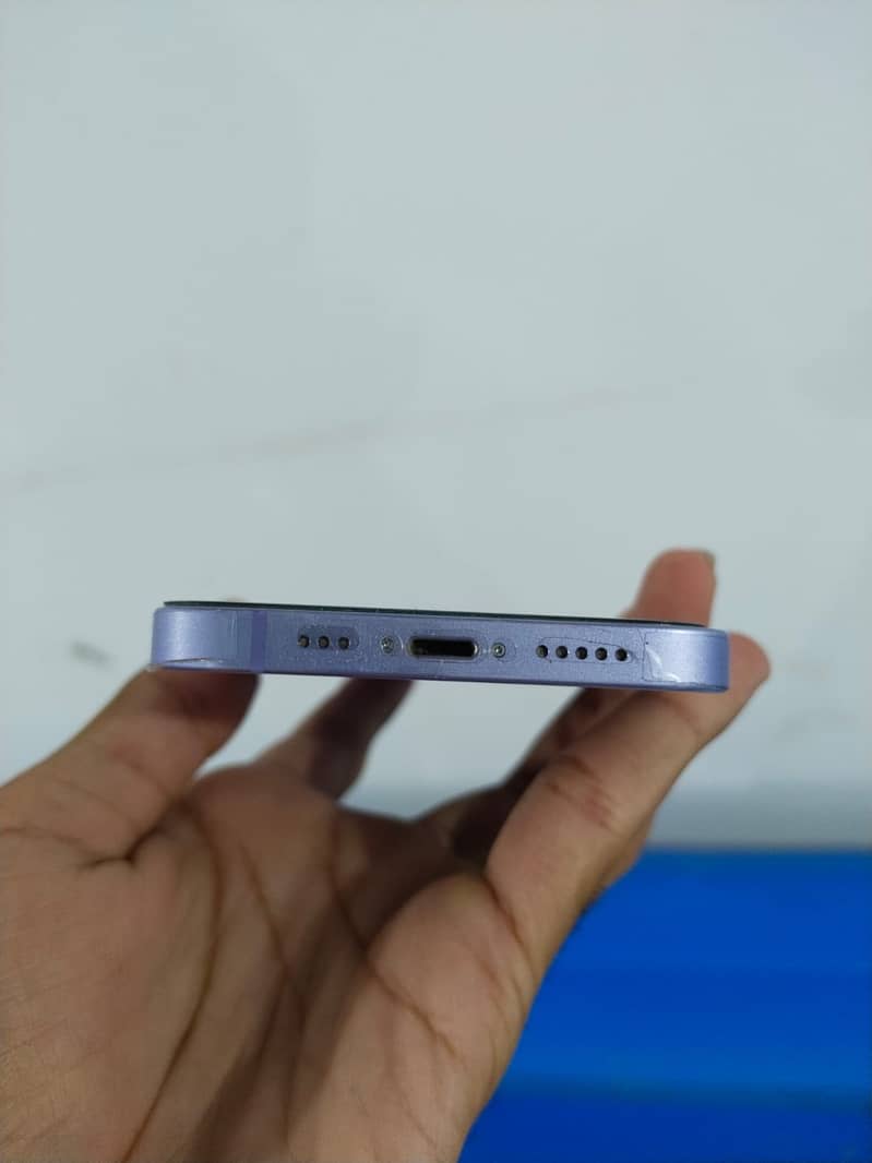 Apple iPhone 12 5