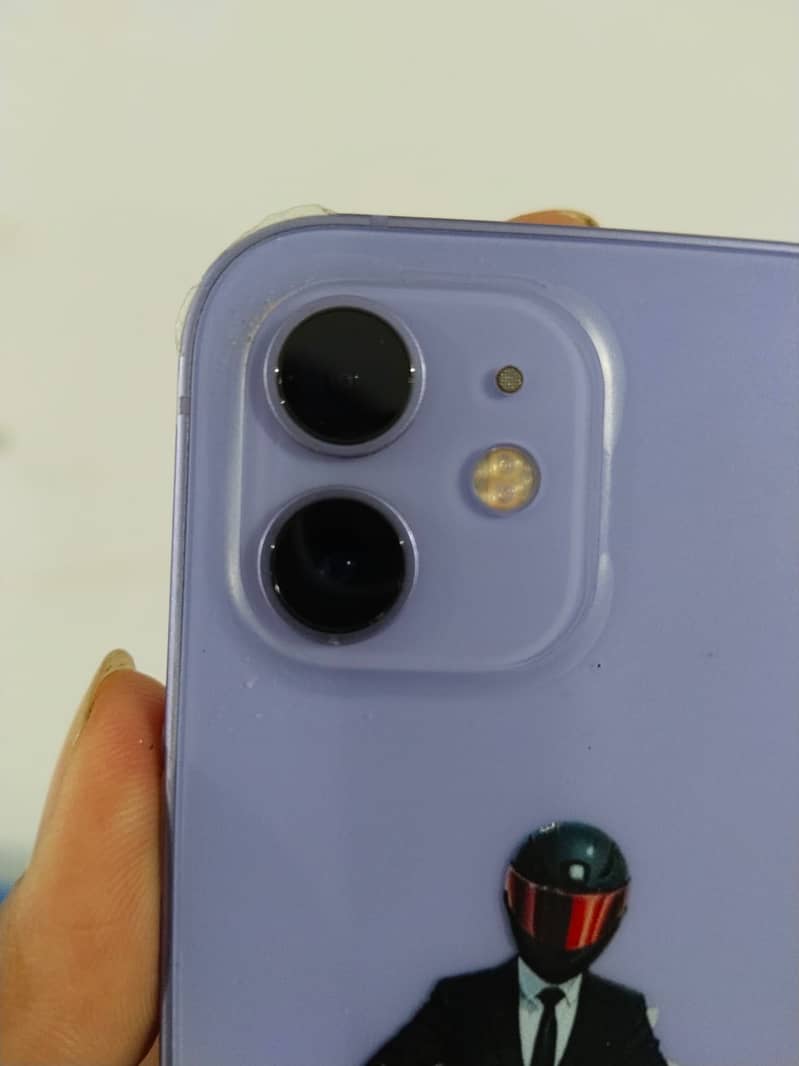 Apple iPhone 12 9