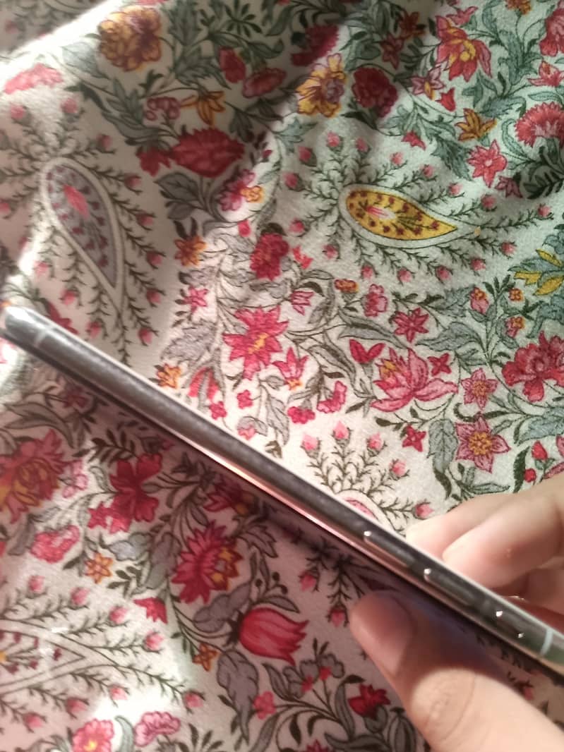 Apple iPhone X 4