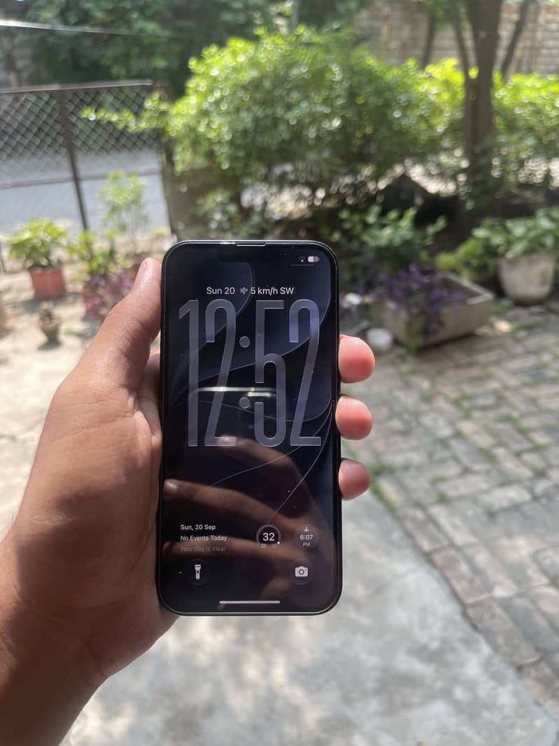 Apple iPhone 14 1