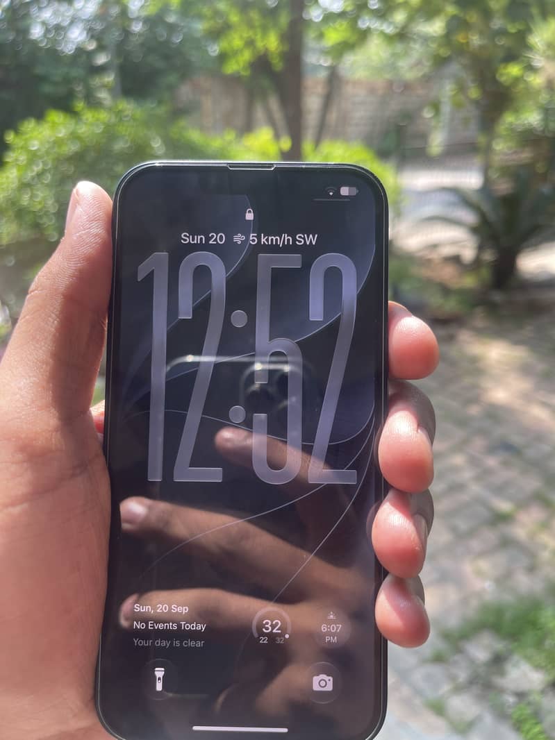 Apple iPhone 14 5