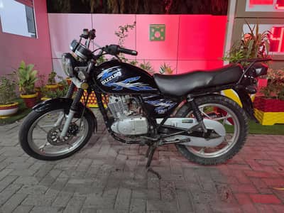 Suzuki GS 150 SE