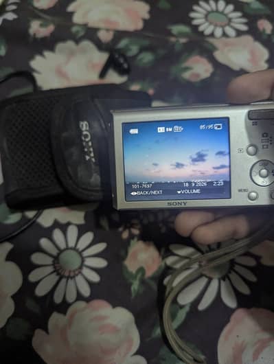 Vintage Digicam - Sony Cyber-shot W510 (Full Kit + Unrepaired)