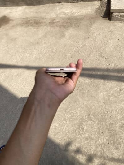 Iphone 7 urgent sale and exchange possible with other phones multan